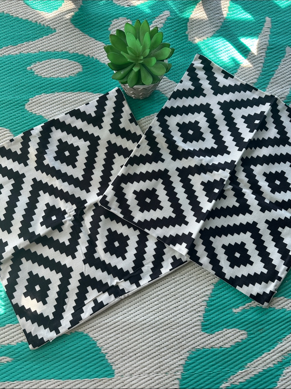 Black and White Geometric Throw Pillow Covers - Home Accents 18x18”